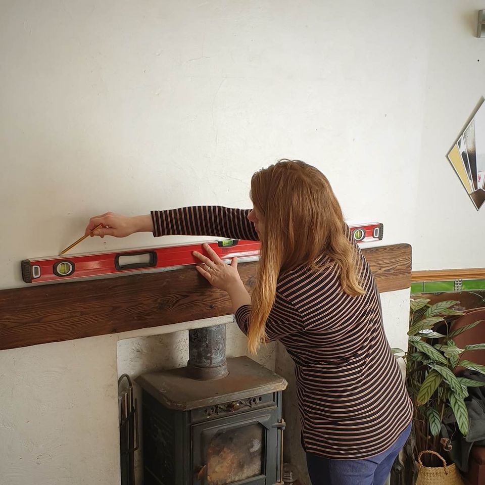 Large wall mirror information