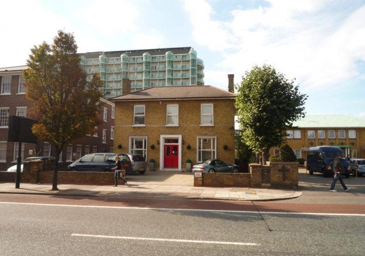 47 London Road, Enfield