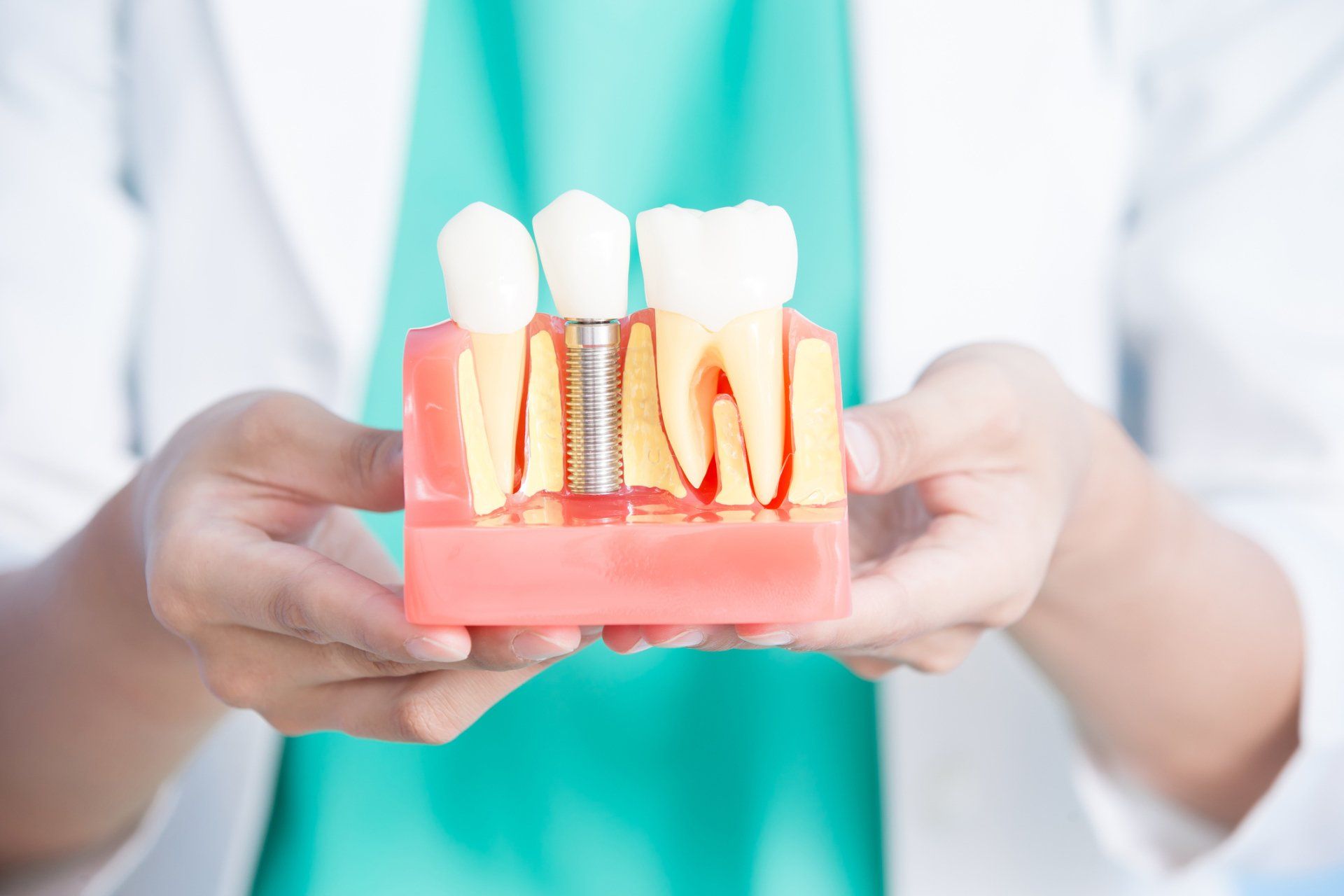 5 Health Conditions That Could Cause Dental Implant Complications