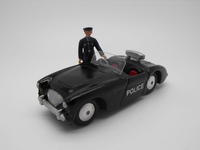 corgi austin healey