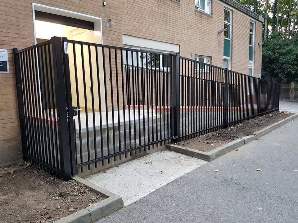 Professional privacy fencing in Essex
