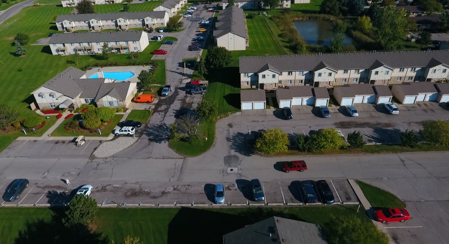 Chatwell Club Davison, Michigan Apartments for Rent Suburban Flint