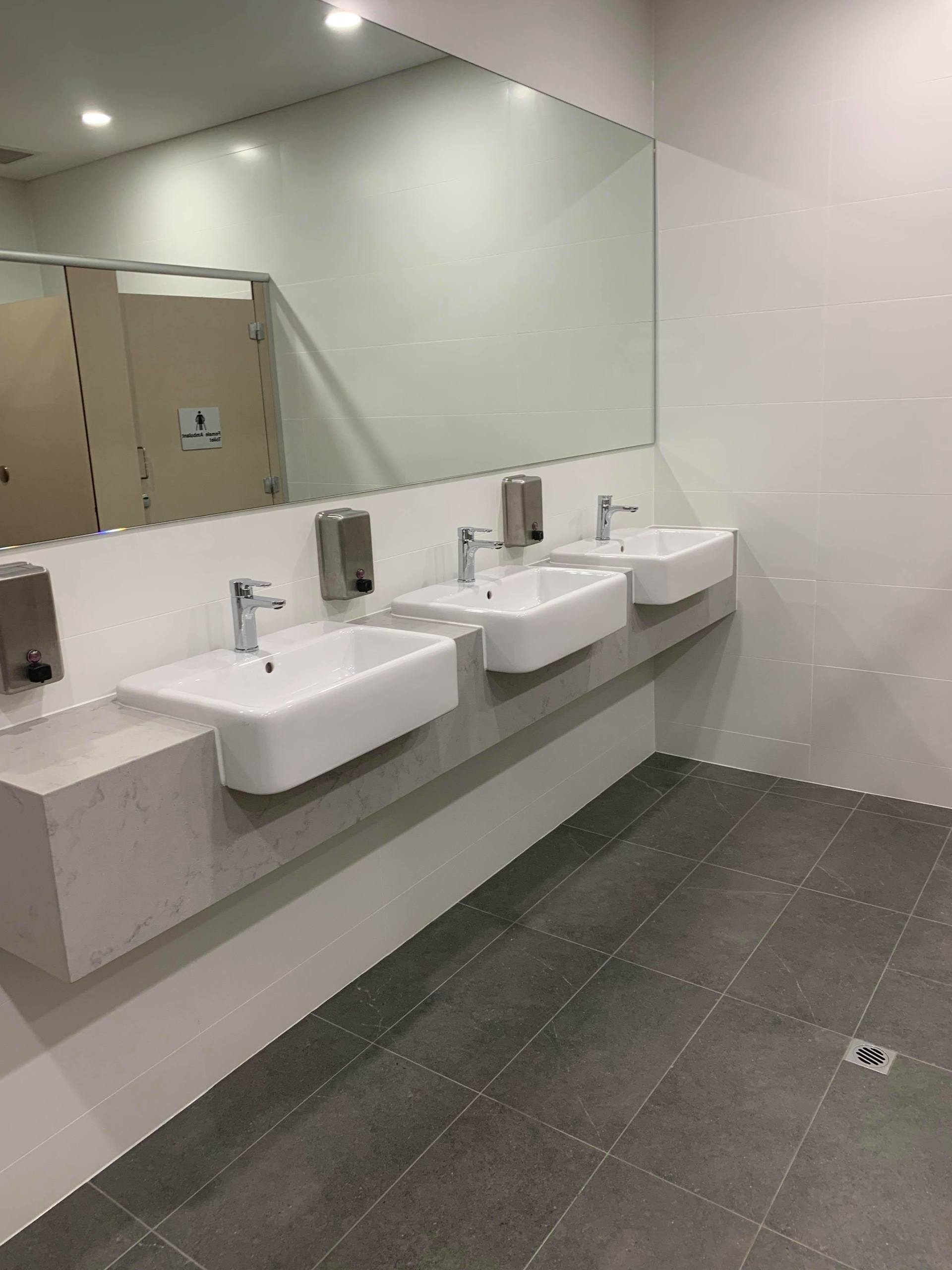 c and n plumbing services business card