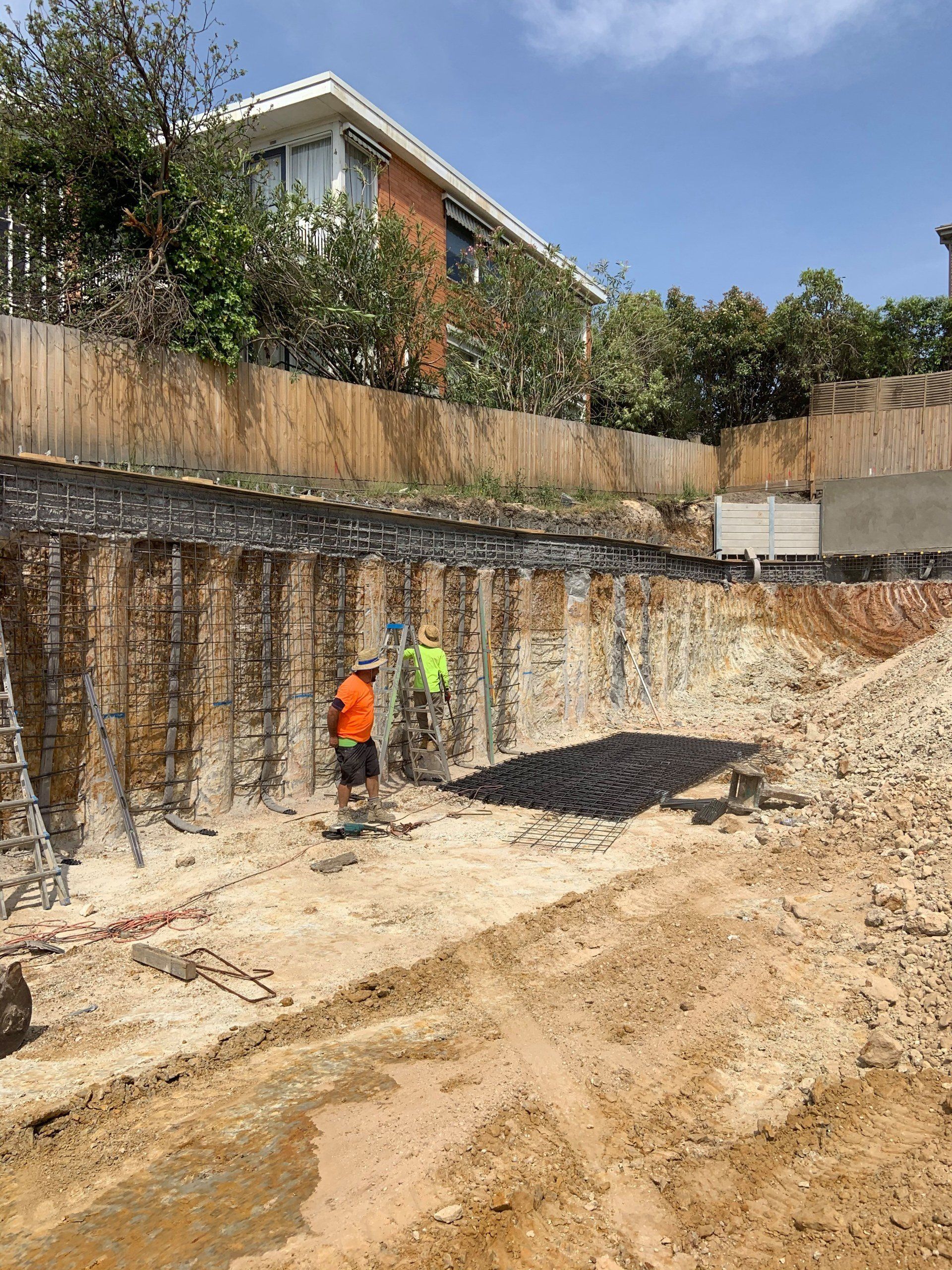 steels bar reinforcement on walls