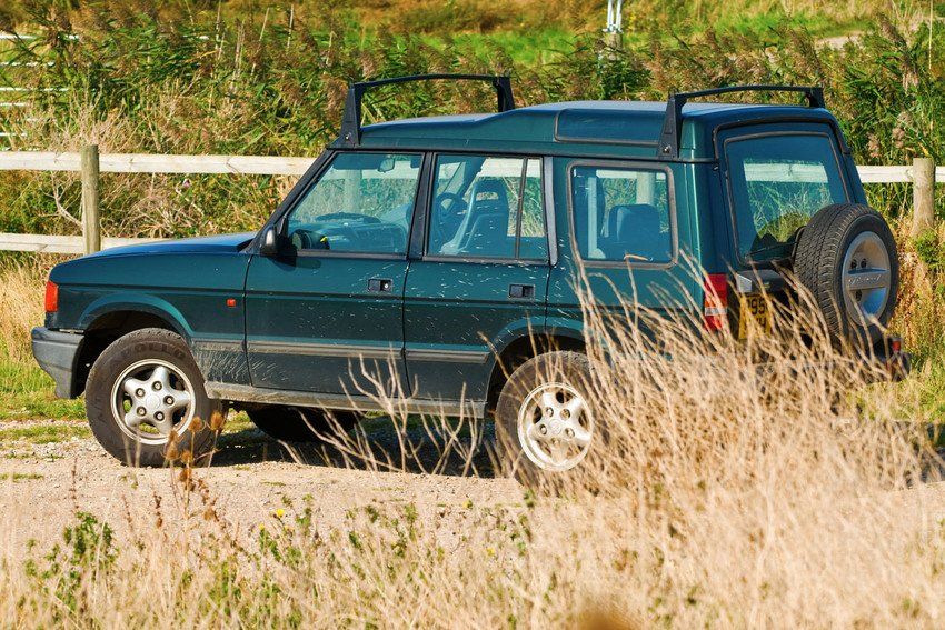 Land Rover specialists| W J Patton Landrover