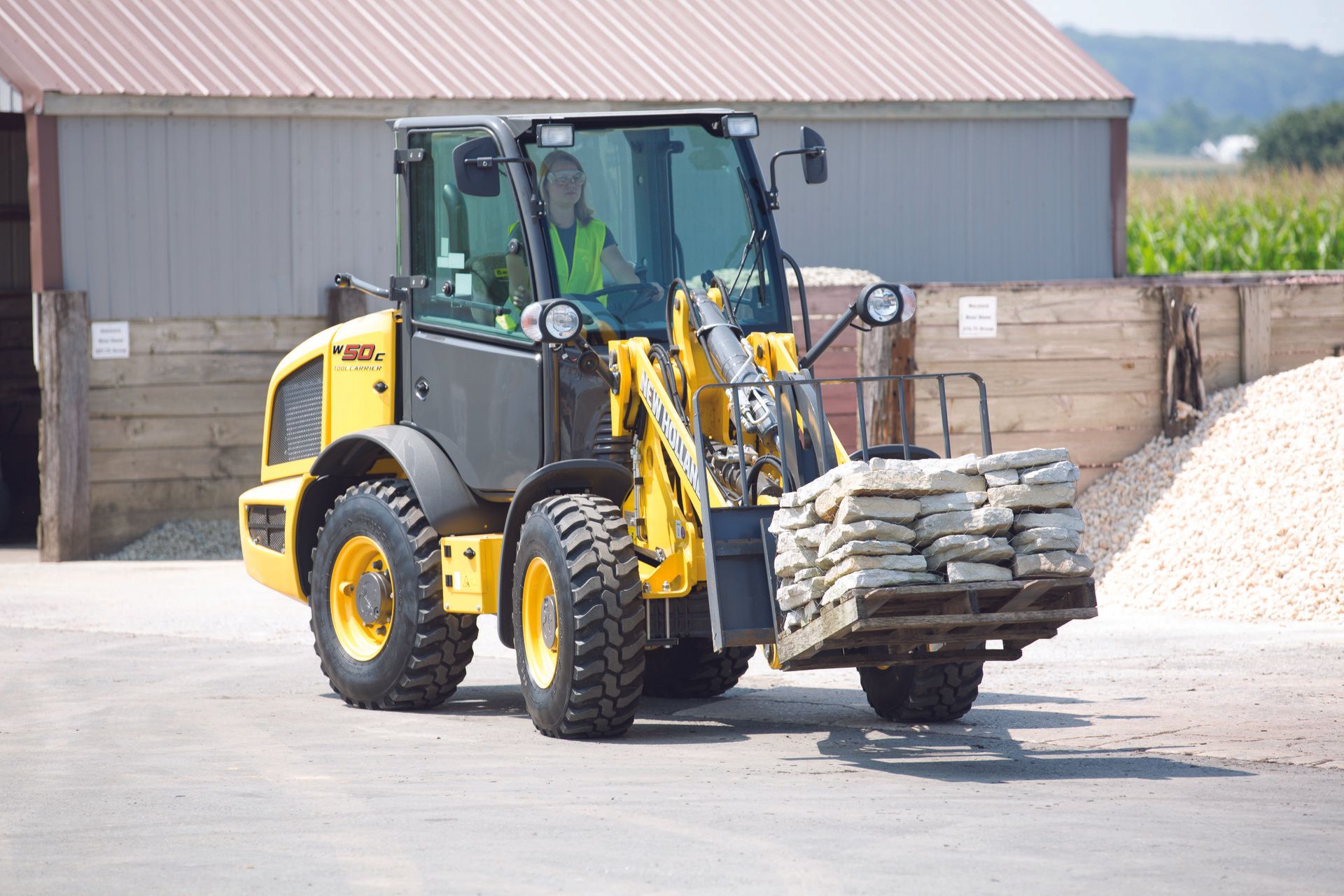 Rose Farm Supply | New Holland Compact Wheel Loaders