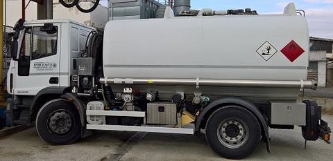 Autocisterna posteggiata