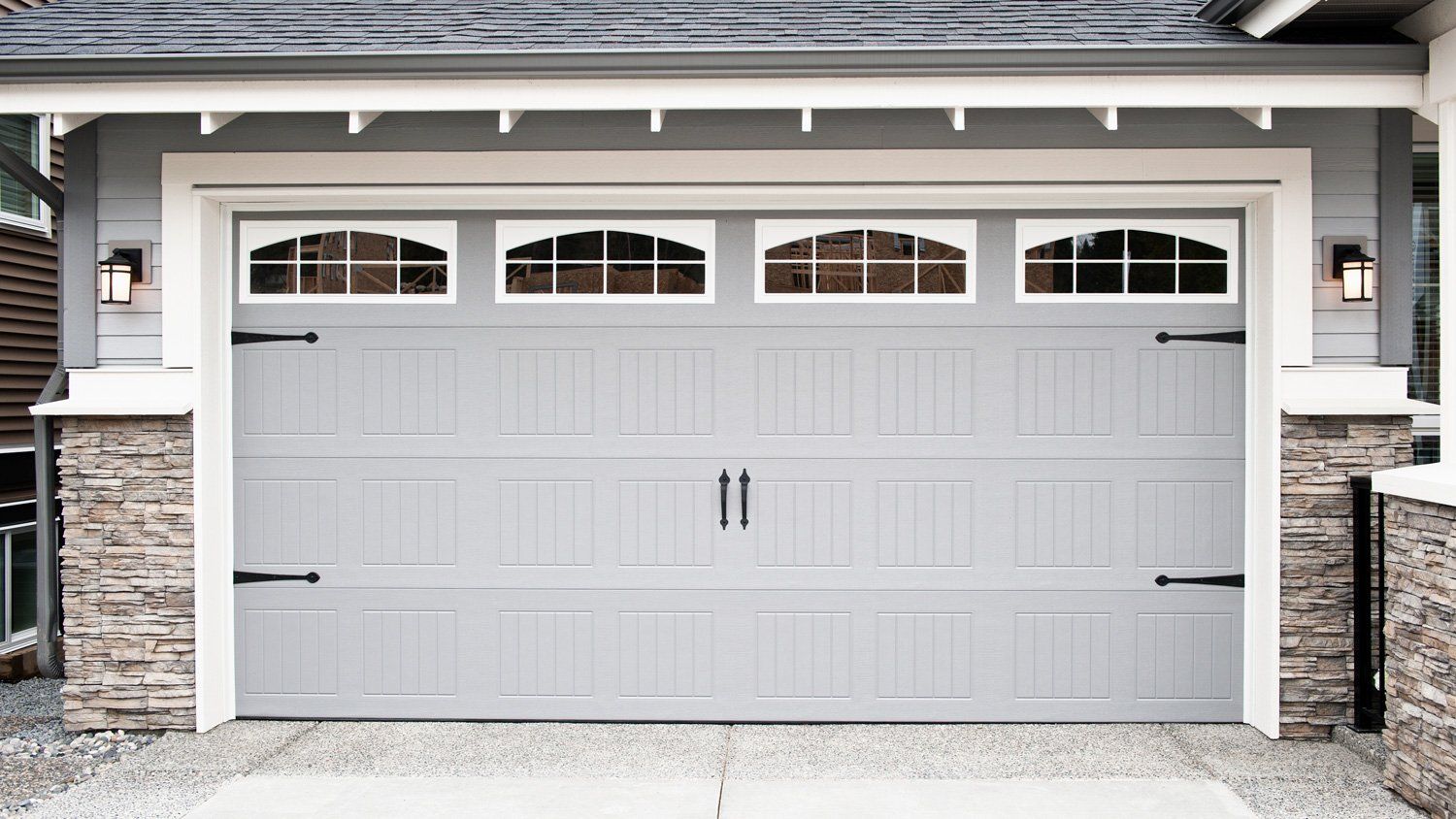 Minimalist Garage Door Yakima for Modern Garage