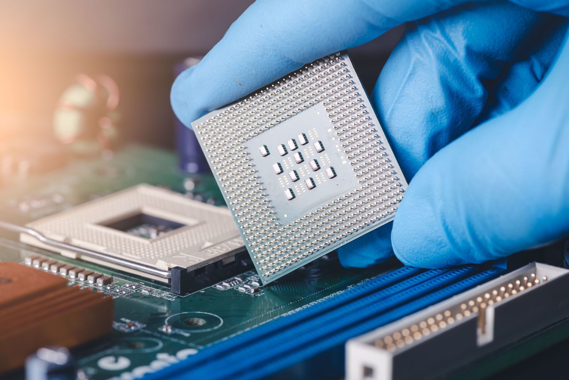 What the Purpose of Fabless Semiconductor Companies