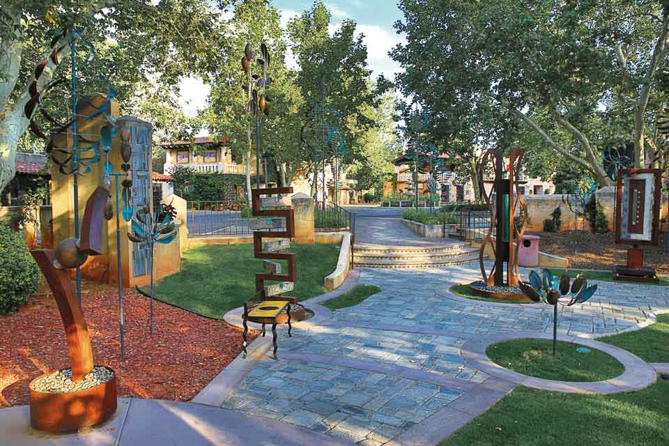 Tlaquepaque Arts &amp; Shopping Village