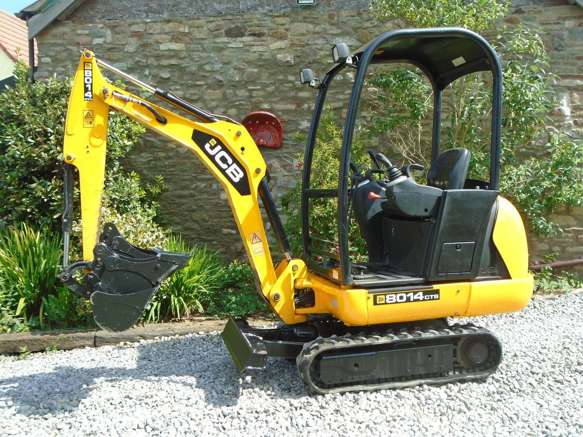 Used Plant And Equipment Sales: Mini Diggers, Dumpers, Trailers 