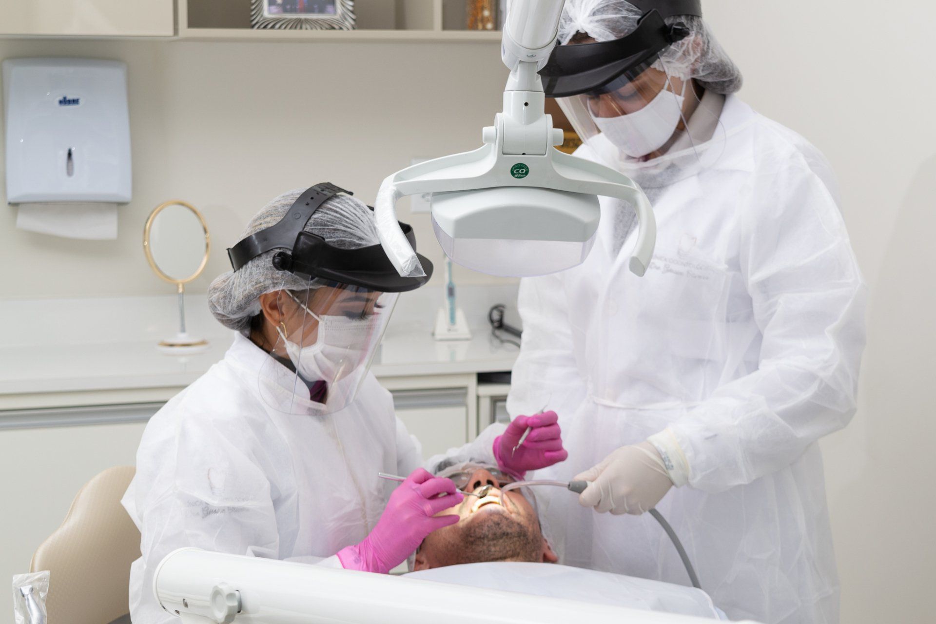 Dentista Clínico Geral em Barreiras Dra. Géssica Oliveira Dentista Clínico Geral em Barreiras Dra. Géssica Oliveira