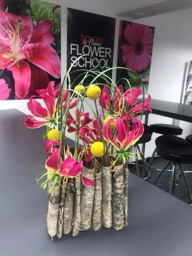 Floristry School Honors Flowers