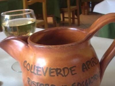 caraffa di vino del ristorante