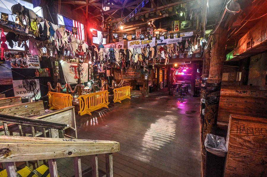 FLORA BAMA WORLD FAMOUS BEACH BAR AND LIVE MUSIC