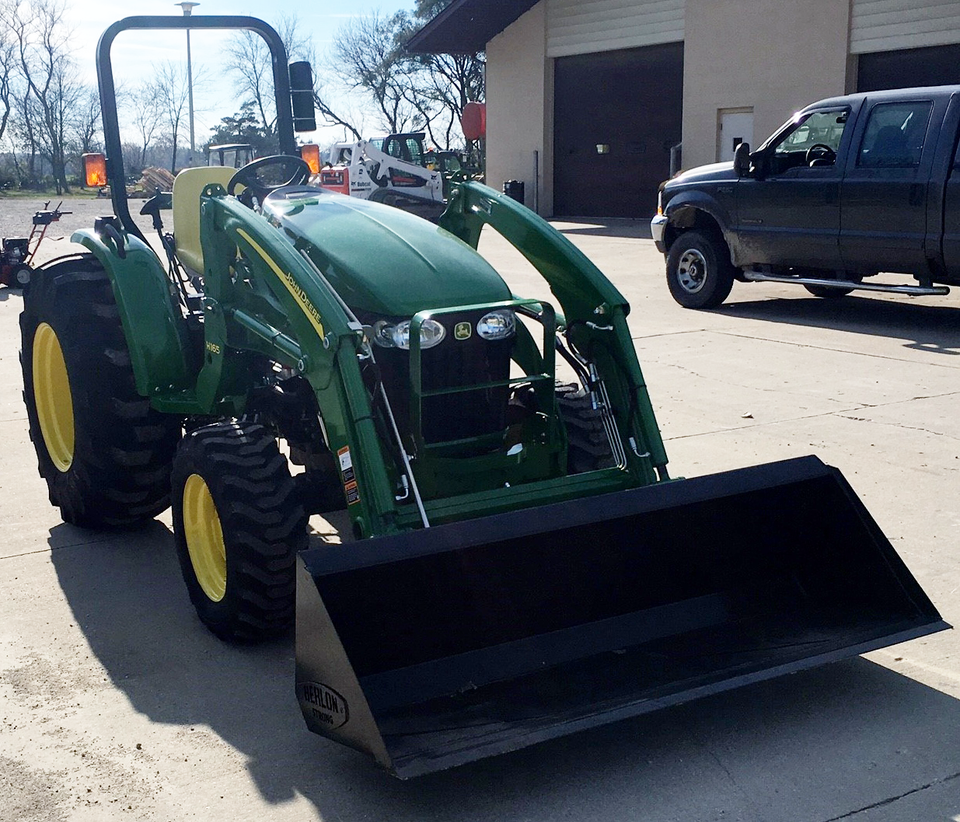 Compact Tractor Buckets, Utility Tractor Buckets Berlon Industries