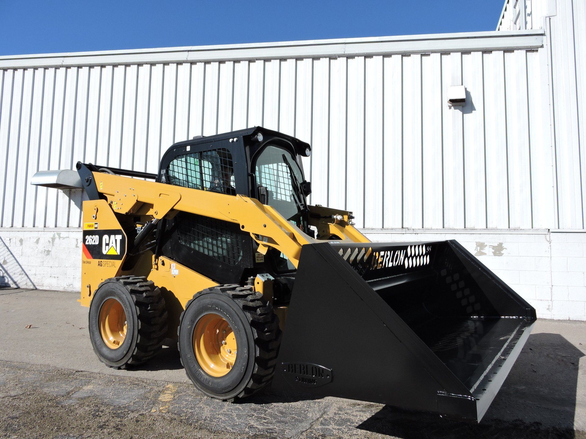 High Capacity Snow Bucket Skid Steer Attachment Berlon