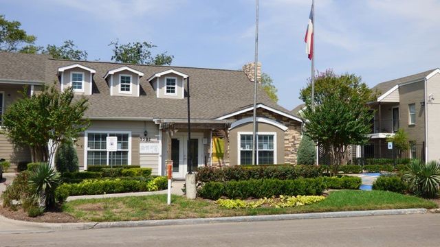 Affordable Apartments In South Houston Villa Serena Communities