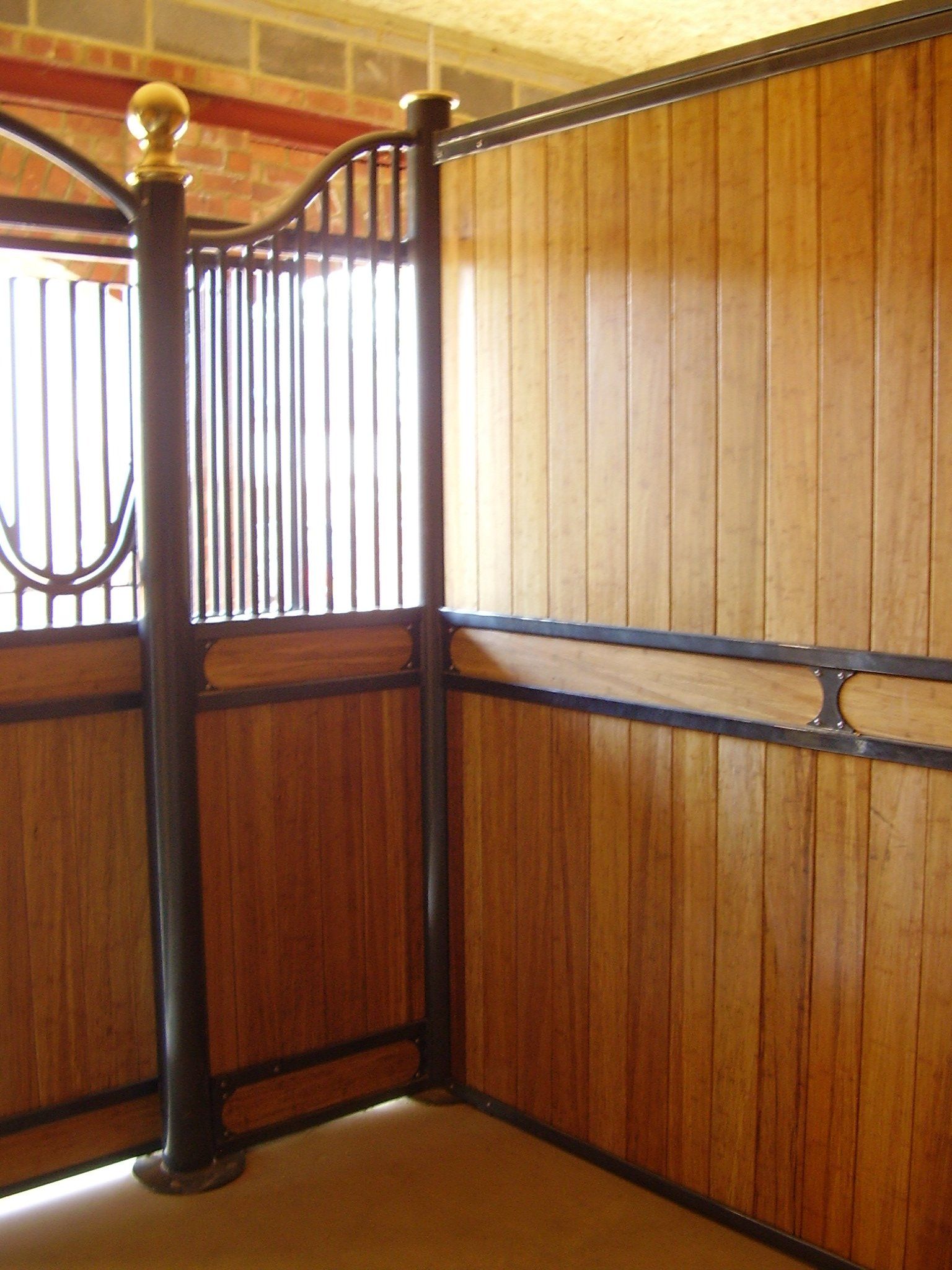 Loddon Equestrian Limited Raveningham, Norwich, Norfolk Gallery