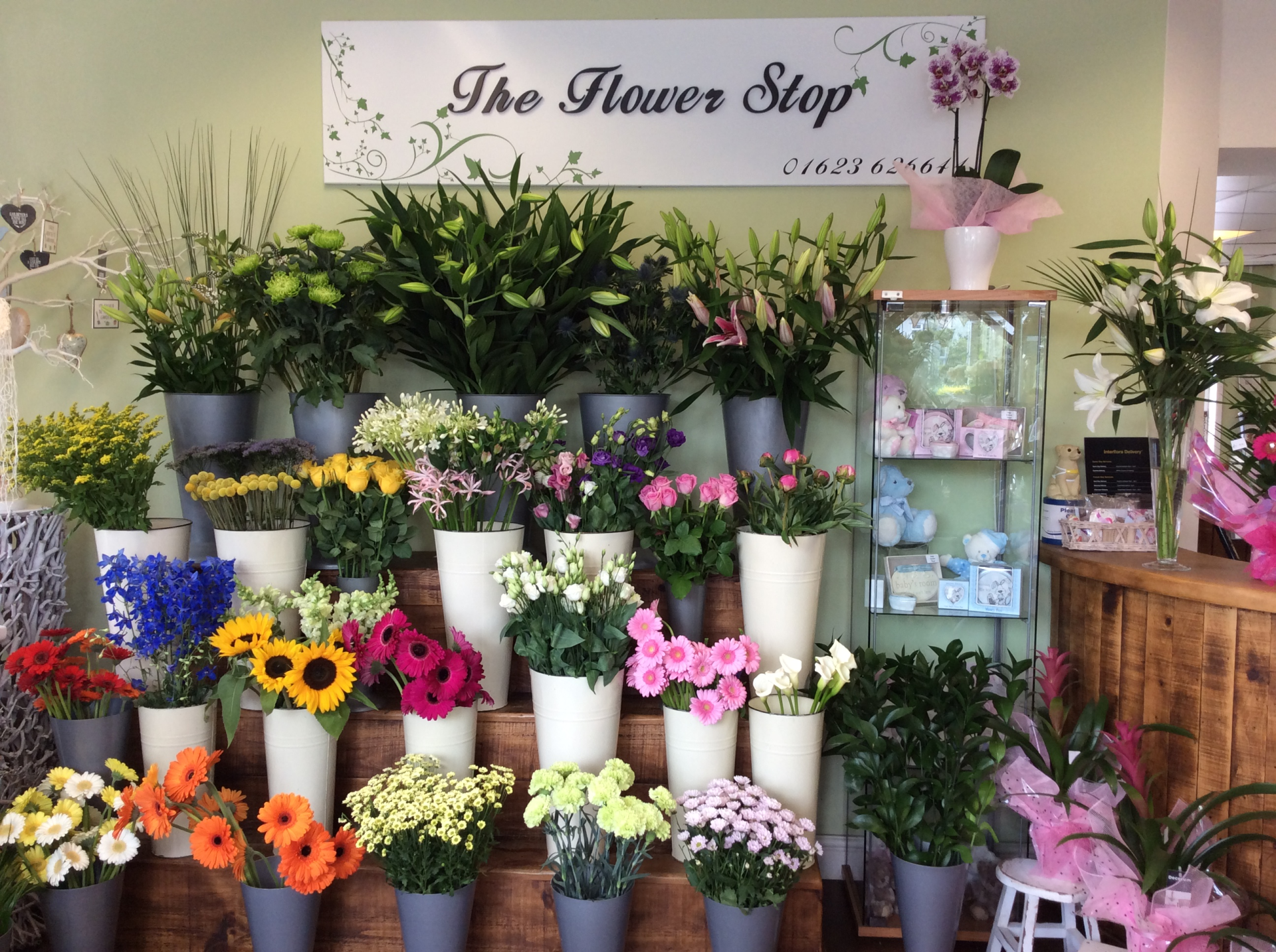 Speedy flower delivery The Flower Stop