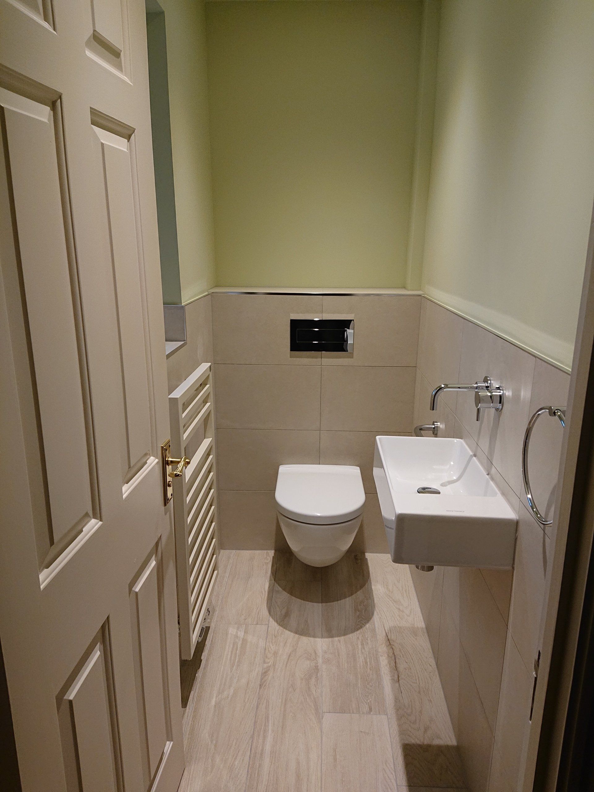 Cloakrooms Options Bath & Tile Showroom Ascot, Berkshire
