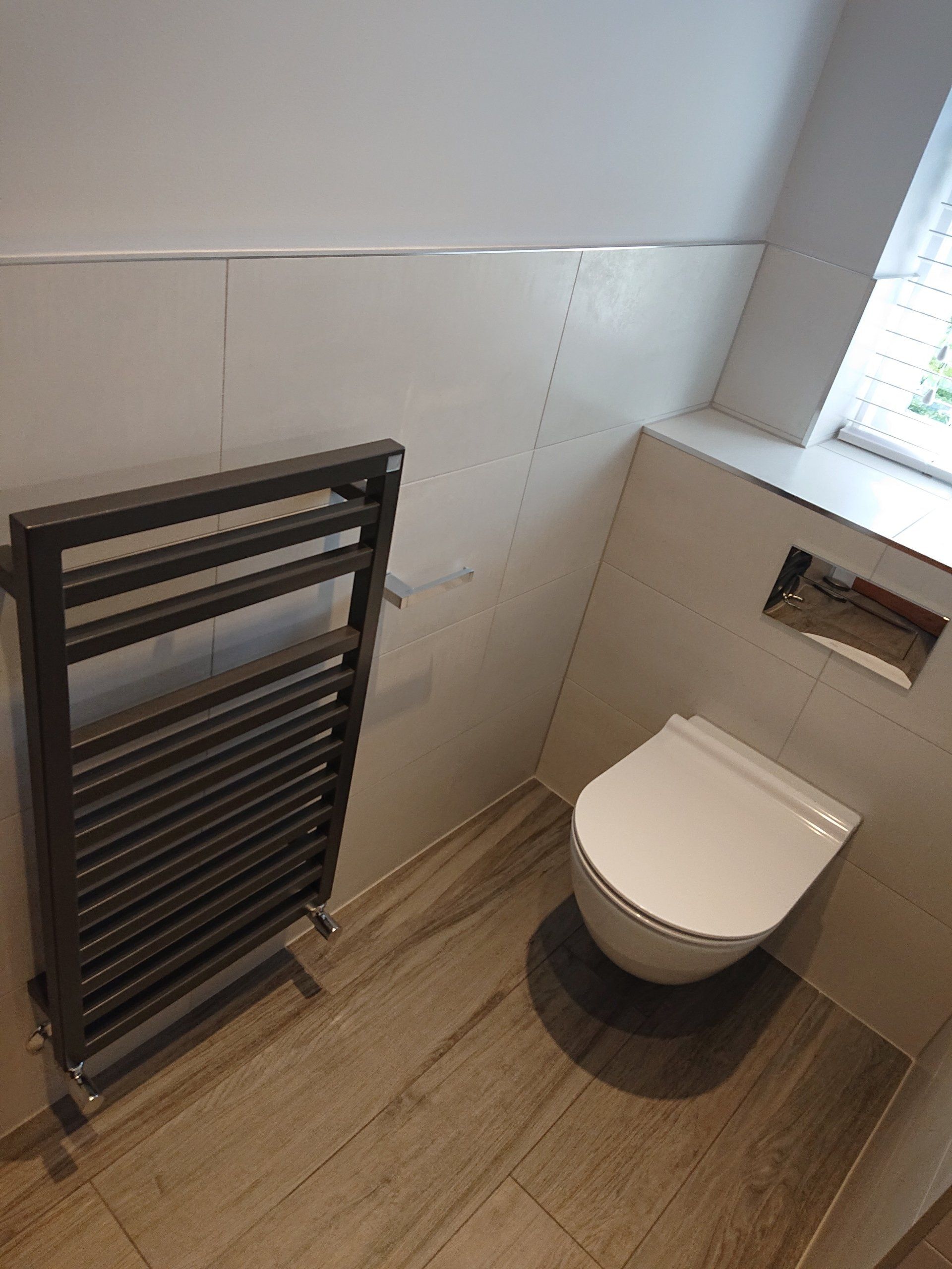 Cloakrooms Options Bath & Tile Showroom Ascot, Berkshire