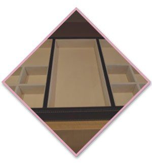 wardrobe accessory organizer