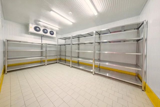 walk in freezer maintenance