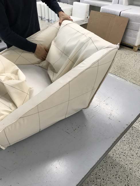 Laboratorio per la realizzazione di poltrone