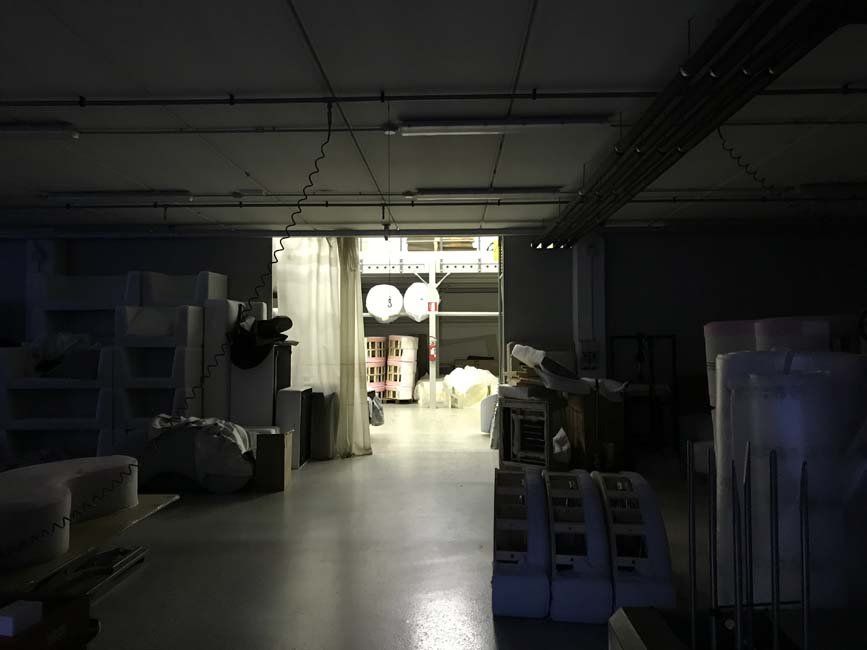 Magazzino di una ditta di divani