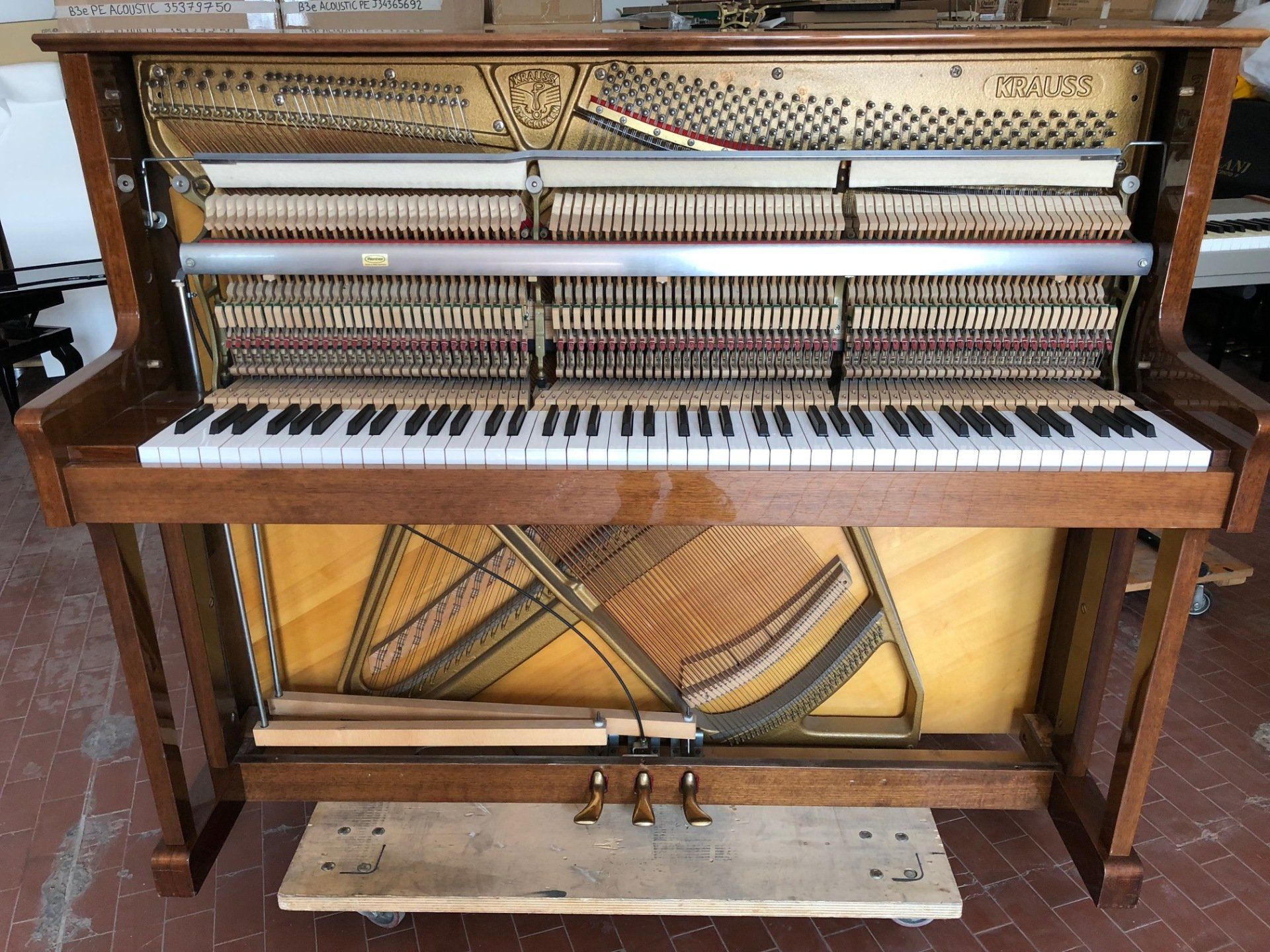 Pianoforte di dimensioni ridotte | Cento, FE | Salani Pianoforti