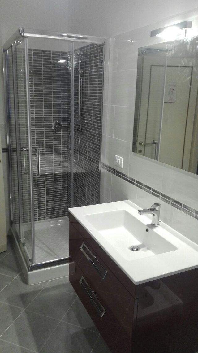 Vendita Accessori Bagno Firenze.Allestimento Bagno Firenze Arreda Il Bagno