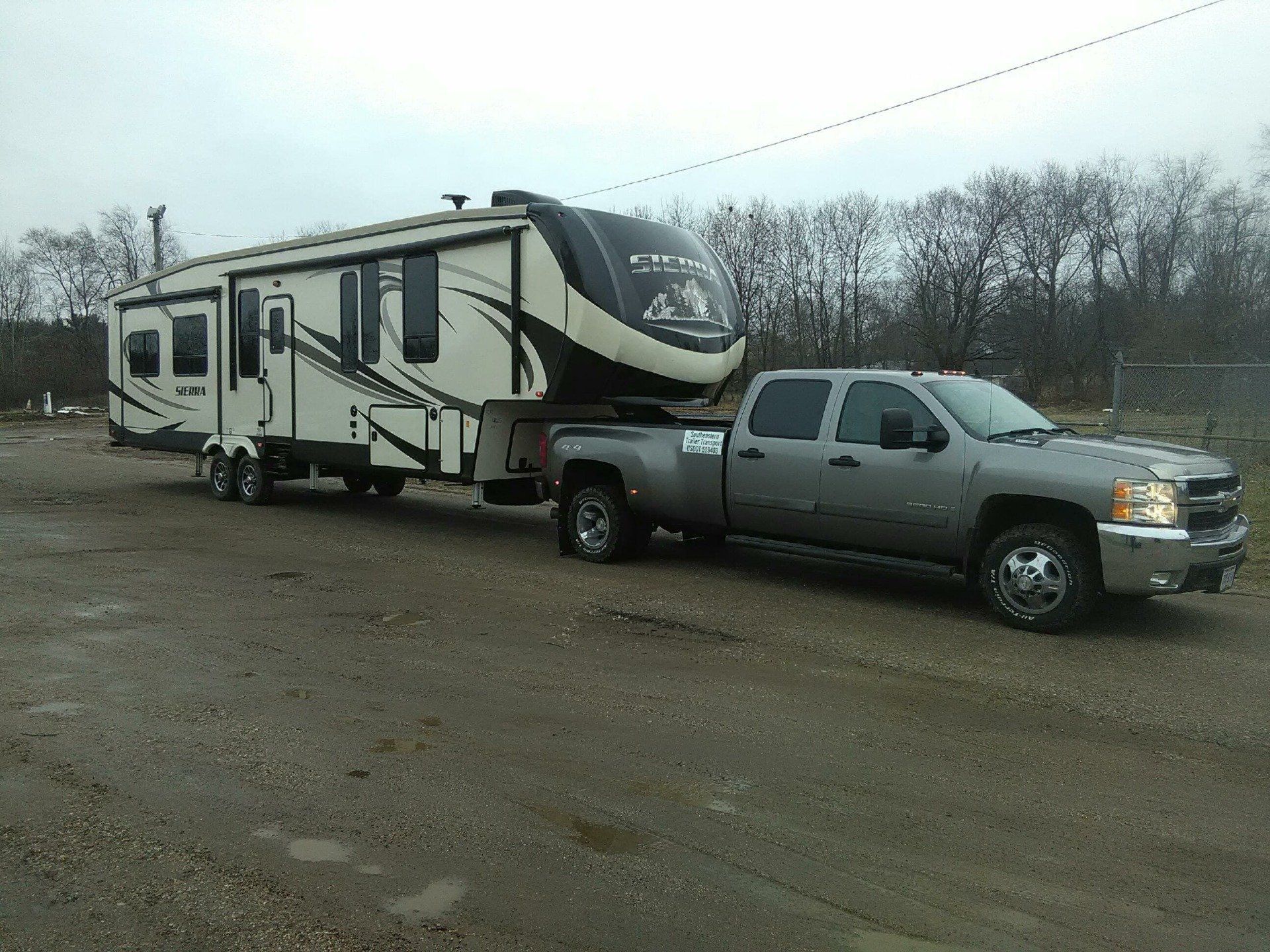 RV transportation RV Hauling and Motorhome Transport Services