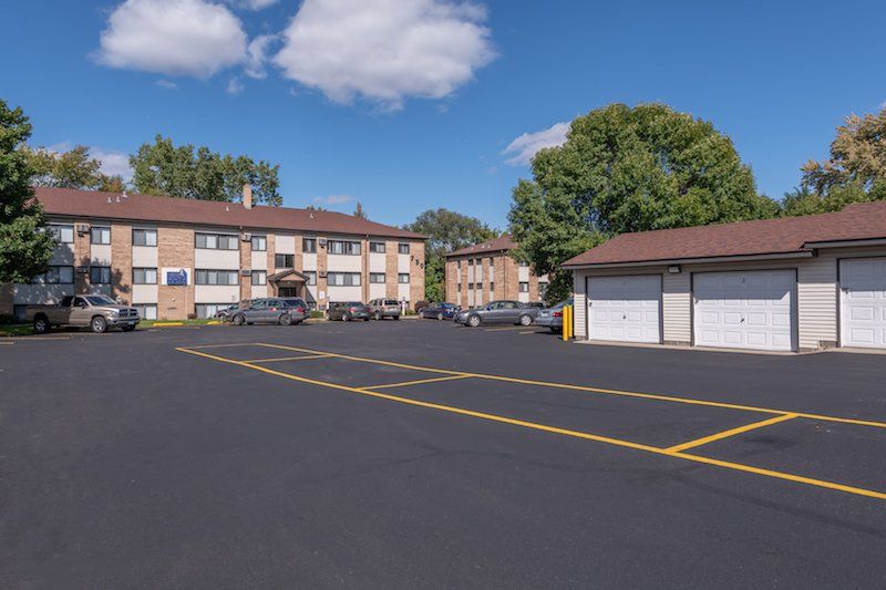 Lakeview Apartments First Select Equities Management, Inc.