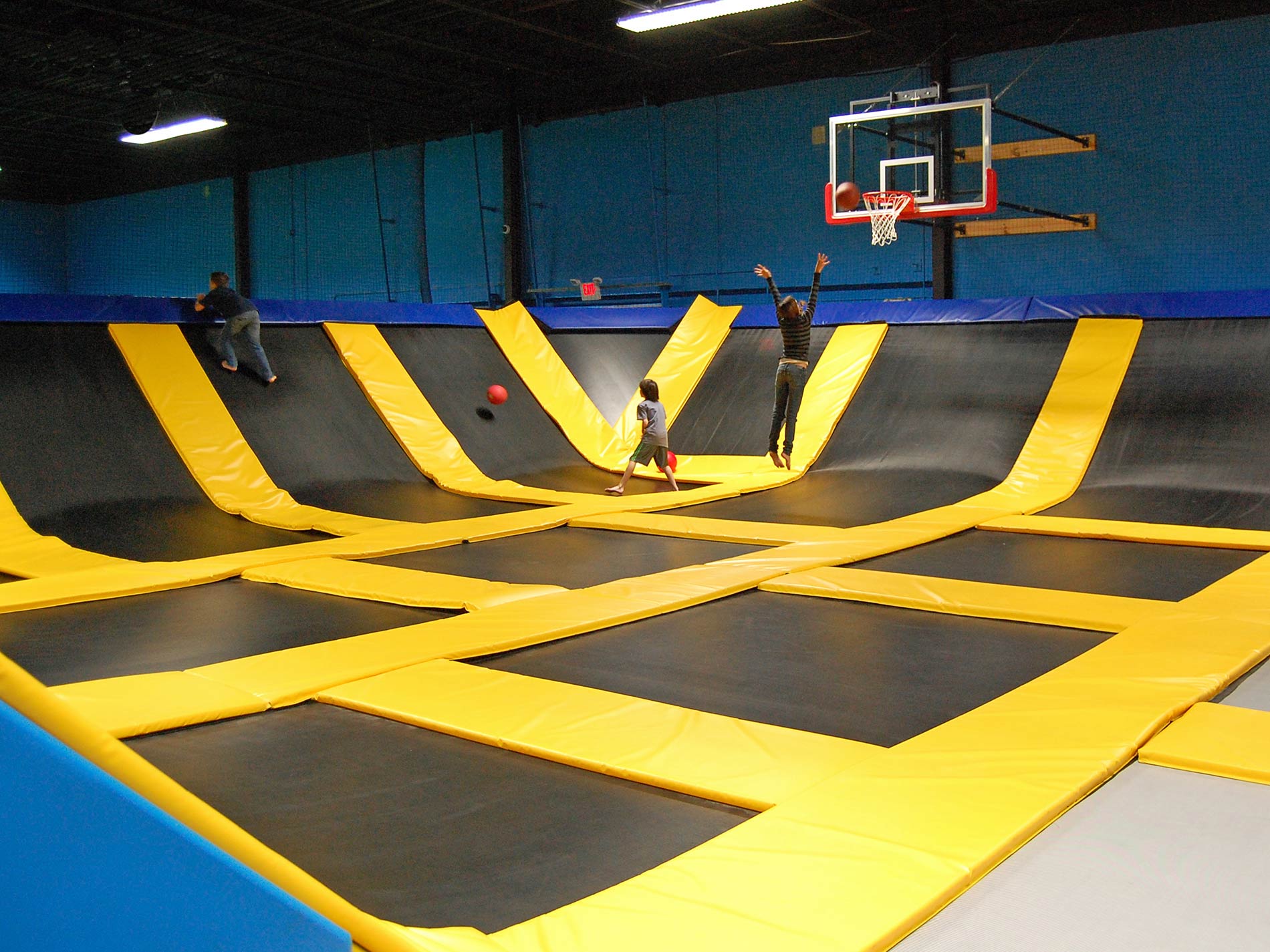 We R Sports BounceXtreme Trampoline 