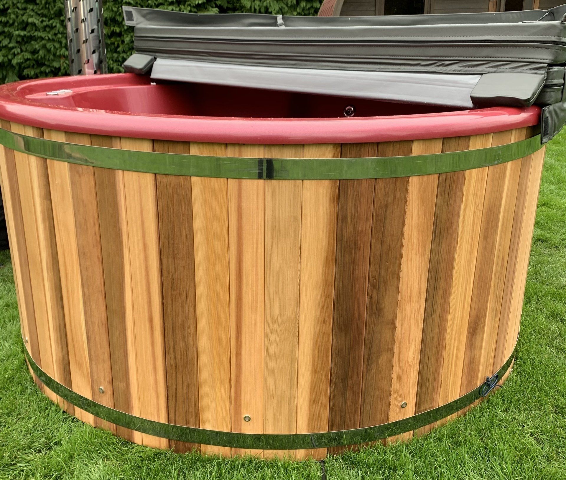 Amber Hot Tubs Grantham