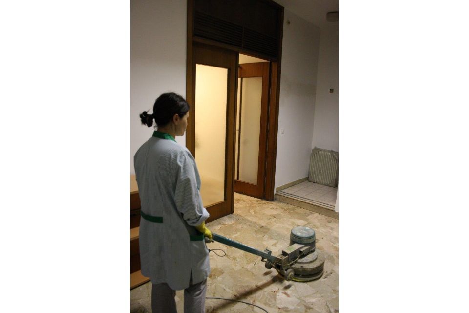 lavaggio pavimenti in marmo