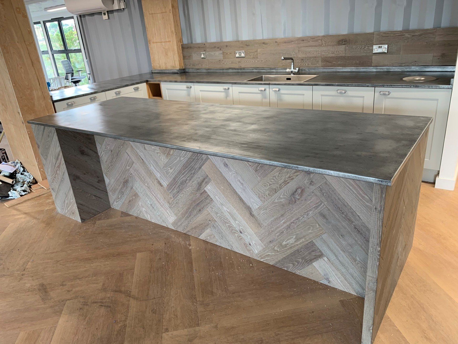 Copper Worktops, Zinc Worktops, Bar Tops UK Inzinctive Interiors