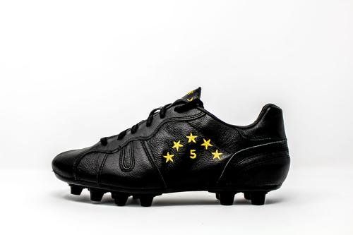 scarpe da calcio cinque stelle