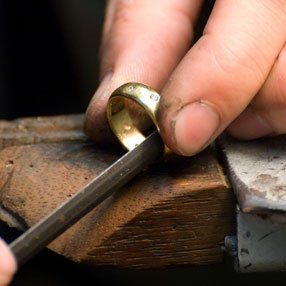 Spencer Morgan Jewellers: Expert goldsmiths in Swansea