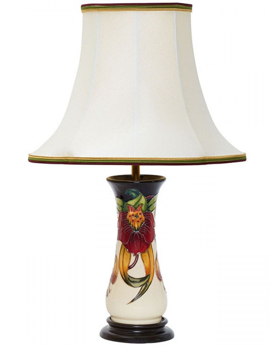 Faulconbridge Antiques -Moorcroft Lamps