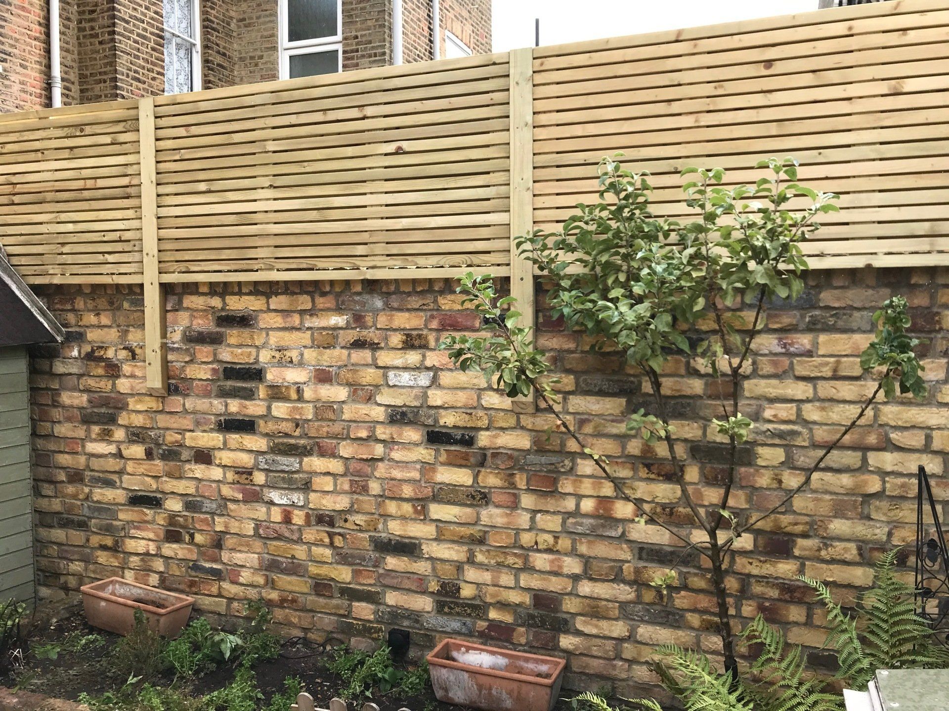 Simply Fences Fast, Expert Fencing Installation in London