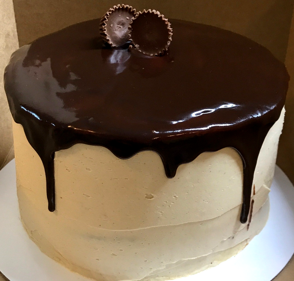 Bakery Simply Cakes Bakery & Eatery in Dothan, Alabama