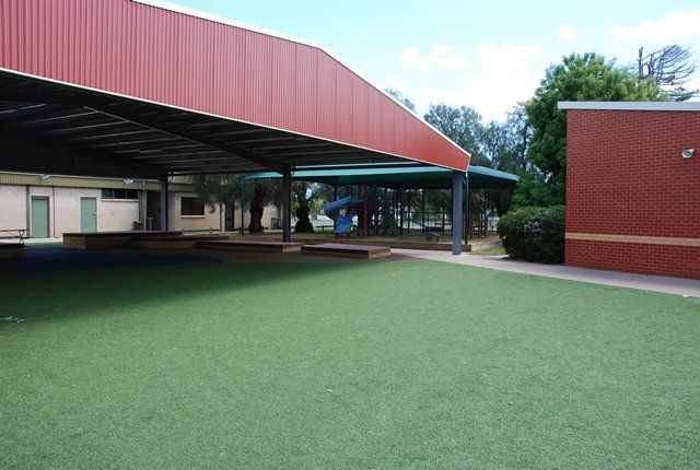 carisbrook waiting area