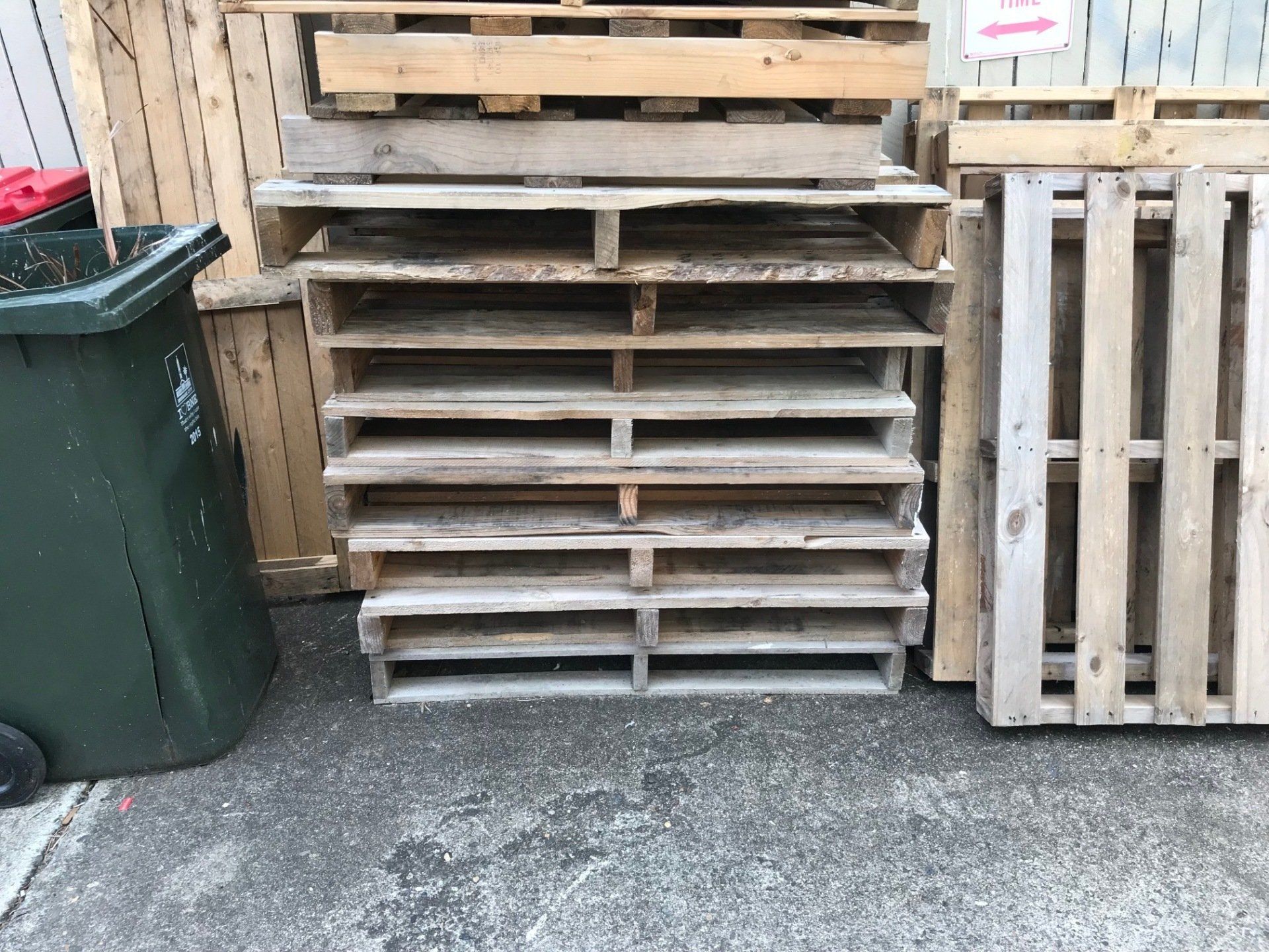 Brisbane Pallet Recyclers Buy and Sell Pallets