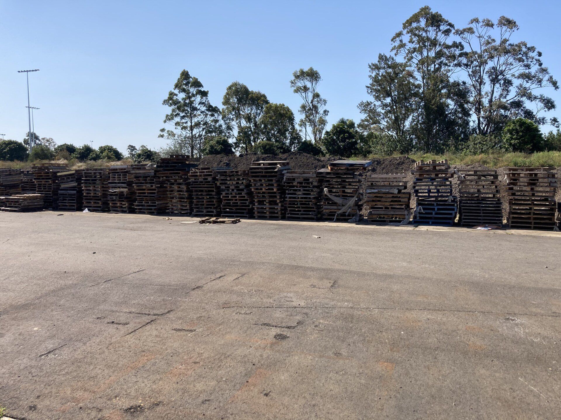 Brisbane Pallet Recyclers Buy and Sell Pallets