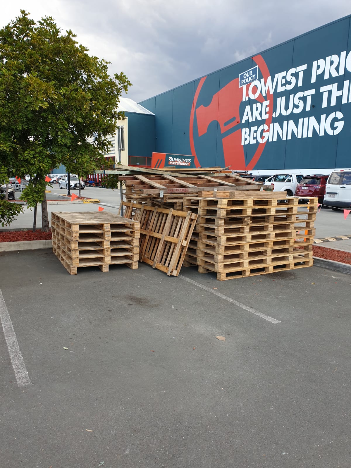 Brisbane Pallet Recyclers Buy and Sell Pallets