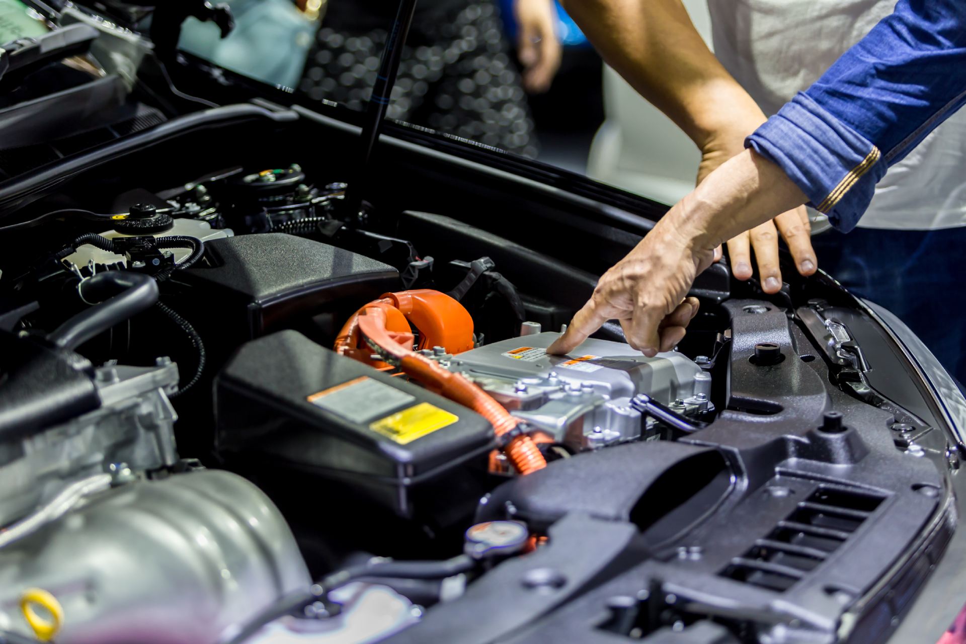 revisione di motore auto