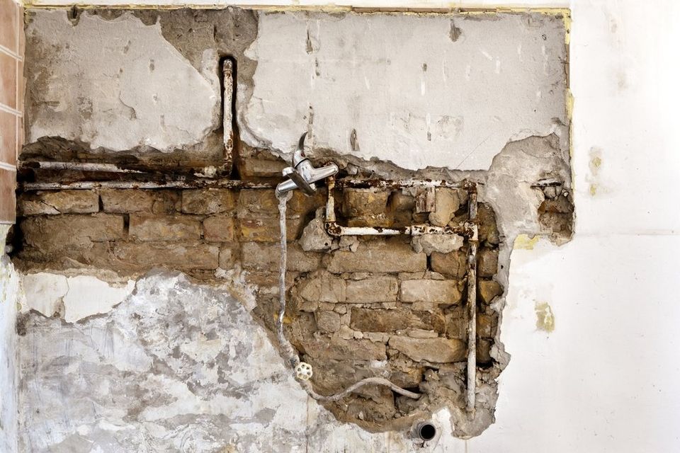 What to Do When Your Edina Home Has a Broken Pipe Restoration 1 of
