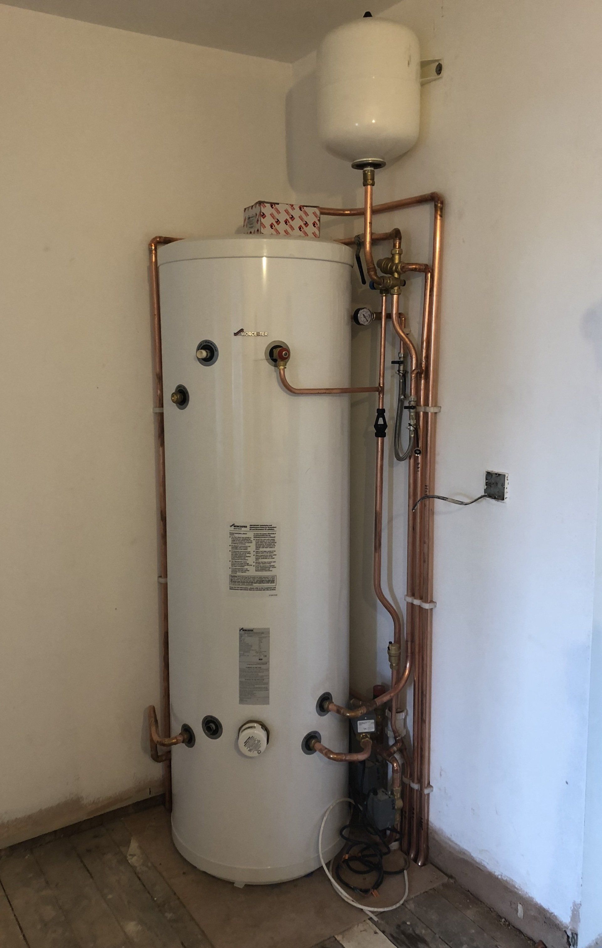 UNVENTED CYLINDERS